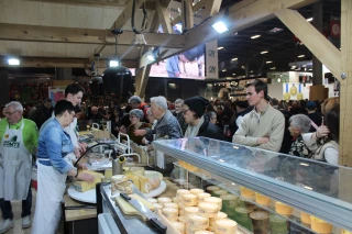 Une fruitière en plein Paris