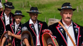 Après l'ouverture, place à la fête